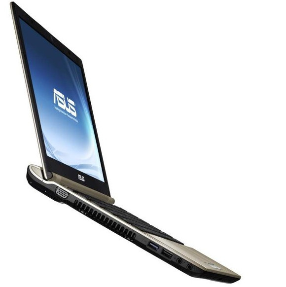 Asus U46 ultra-skinny 14 inch notebook runs wild on the streets of the UK