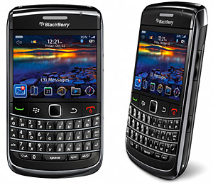 Blackberry Bold 9700 shimmies into UK T-Mobile stores