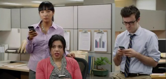 Surprisingly amusing AT&T Blackberry Torch video promo goes viral