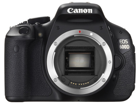 Canon EOS 600D offers 18MP and HD movies in budget package