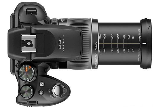 Fujifilm Finepix HS10 bridge camera packs awesome zoom range