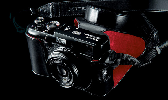 Fujifilm X100 camera now available in lustworthy limited edition black finish