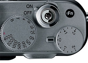 Fujifilm X100 pro compact=