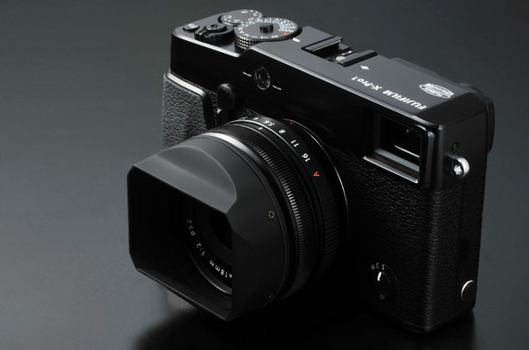 Fujifilm X-Pro 1 mirrorless interchangeable lens camera gets full press release. We lust heartily