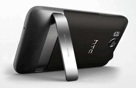 HTC ThunderBolt - the media phone with its own kickstand