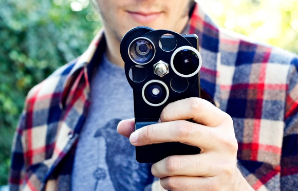 Turn your iPhone into a clunky, unwieldy zoom camera with this $249 Lens Dial attachment