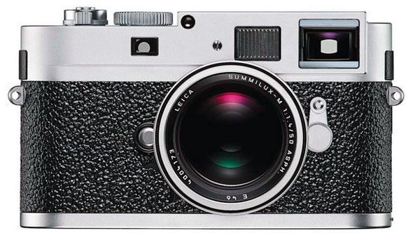 Leica announces ultra-discrete M9-P camera for the stinky rich