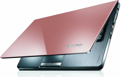 Lenovo IdeaPad U260 shoulder barges the MacBook Air