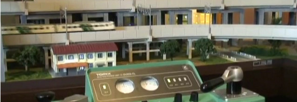 Train buffs in heaven as Japanese hotel offers in-room model railway 