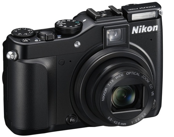 Nikon Coolpix P7000 high end compact=