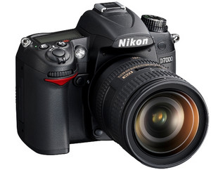 Nikon D7000 mid-range dSLR announced 