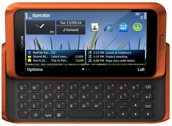  Nokia Communicator returns with the Nokia E7