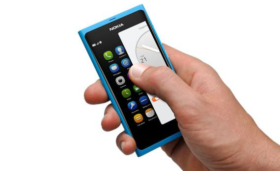 The world tries to stay awake as Nokia pushes out N9 phone