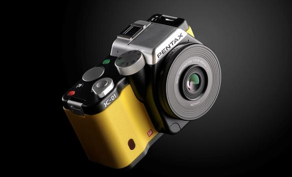 Pentax announces K-01 K-mount APS-C mirrorless camera with designer look