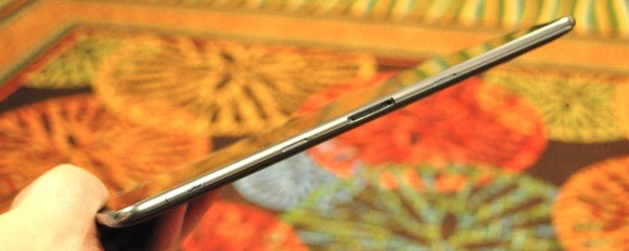 Samsung Galaxy Tab 8.9 and 10.1 - dual core beauties thinner than the iPad 2