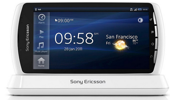 Sony Ericsson Xperia Play in white for o2 exclusive