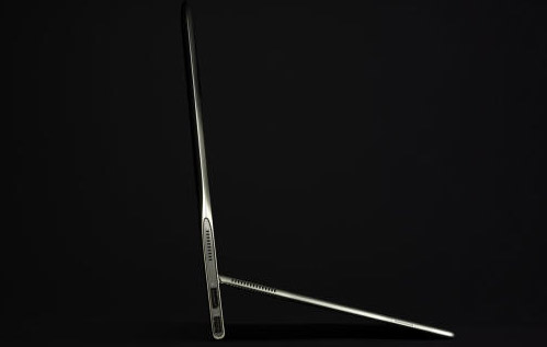 Dell Adamo: slimmer than a cocktail stick in a corset Oh my good gawd. Take a look at these scintillating teaser pics from Dell showing off their upcoming, high-end, super-slim Adamo laptop. It’s wafer-thin outline makes Apple’s MacBook Air look...