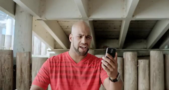 Google has just thrown out a neat video showing off the abilities of the Galaxy Nexus and the  Google+ Android app‘s  Mobile Hangouts feature. Pin It