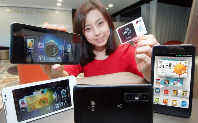 LG Optimus 3D Cube/Max offers 3D video editing, if that's your thing