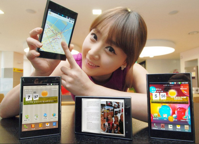 LG Optimus Vu takes on Galaxy Note with 5 inch screen and stylus