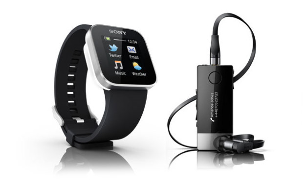 Sony SmartWatch serves up wrist control for US and UK Android users