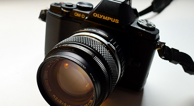 Fotodiox m43 adapter and the Olympus OM-D E-M5 camera 