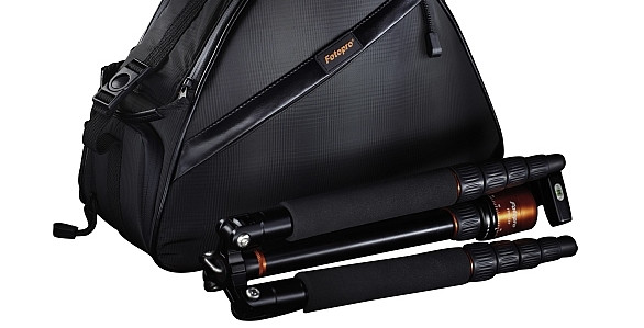 Rollei Fotopro TT-1 kit packs a tiny tripod into a compact camera bag