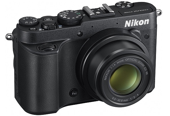 Nikon Coolpix P7700 compact packs a speedy f2.0 28-200mm lens