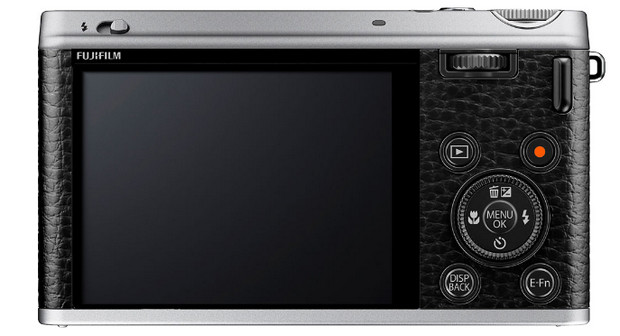 Fujifilm XF1 compact camera ratchets up the retro style