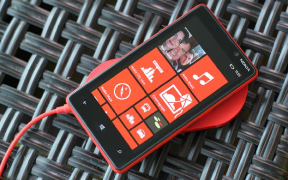 Nokia unveils Lumia 820 and 920 Windows Phone 8 smartphones