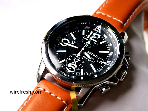 Seiko SSC081 solar chronograph watch cuts the WW2 fighter pilot look - review