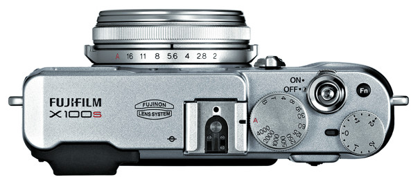 Fujifilm X100S and X20 pro-style cameras serve up delicious retro style lines