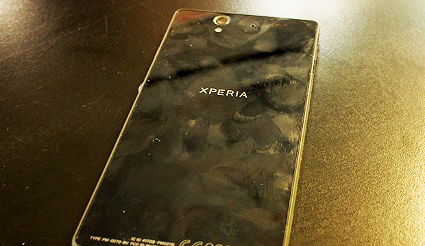 Sony Xperia Z smartphone hands-on review: big, beefy, waterproof and delightful