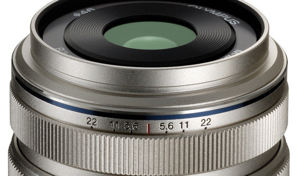 Olympus 17mm f/1.8 Micro Four Thirds lens - a fast, bright, tough optics for street shooters