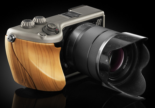 Hasselblad introduces the world's ugliest camera, the Hasselblad Lunar