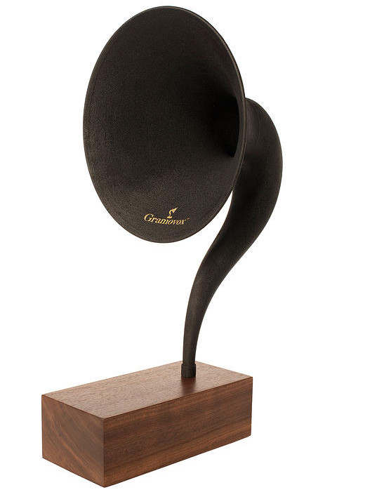 Gramovox Bluetooth gramophone horn goes beyond retro