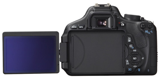 Canon EOS 600D offers 18MP and HD movies in budget package