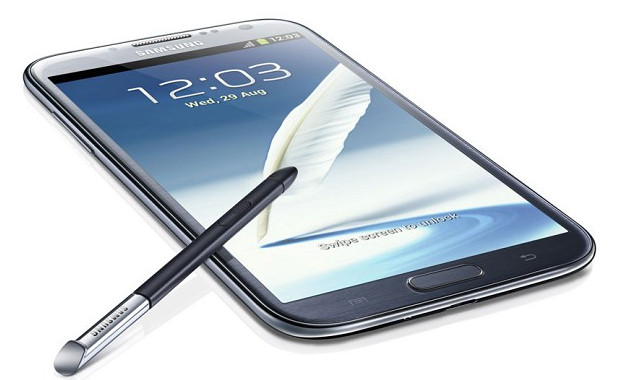 Samsung Galaxy Note II packs an even bigger screen, laughs in the face of doubters